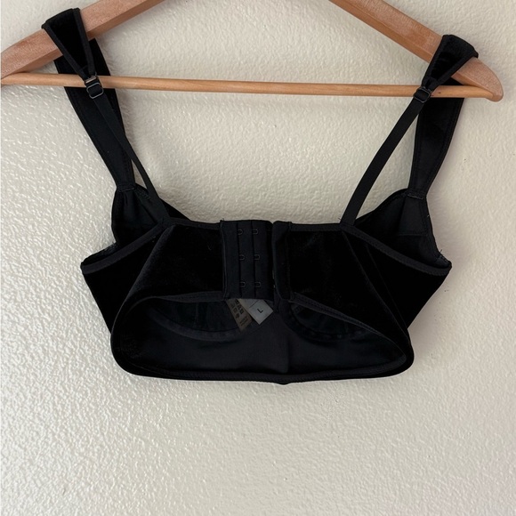 UNDRESS CODE Strong Attitude Black Velvet Top - Picture 7 of 7